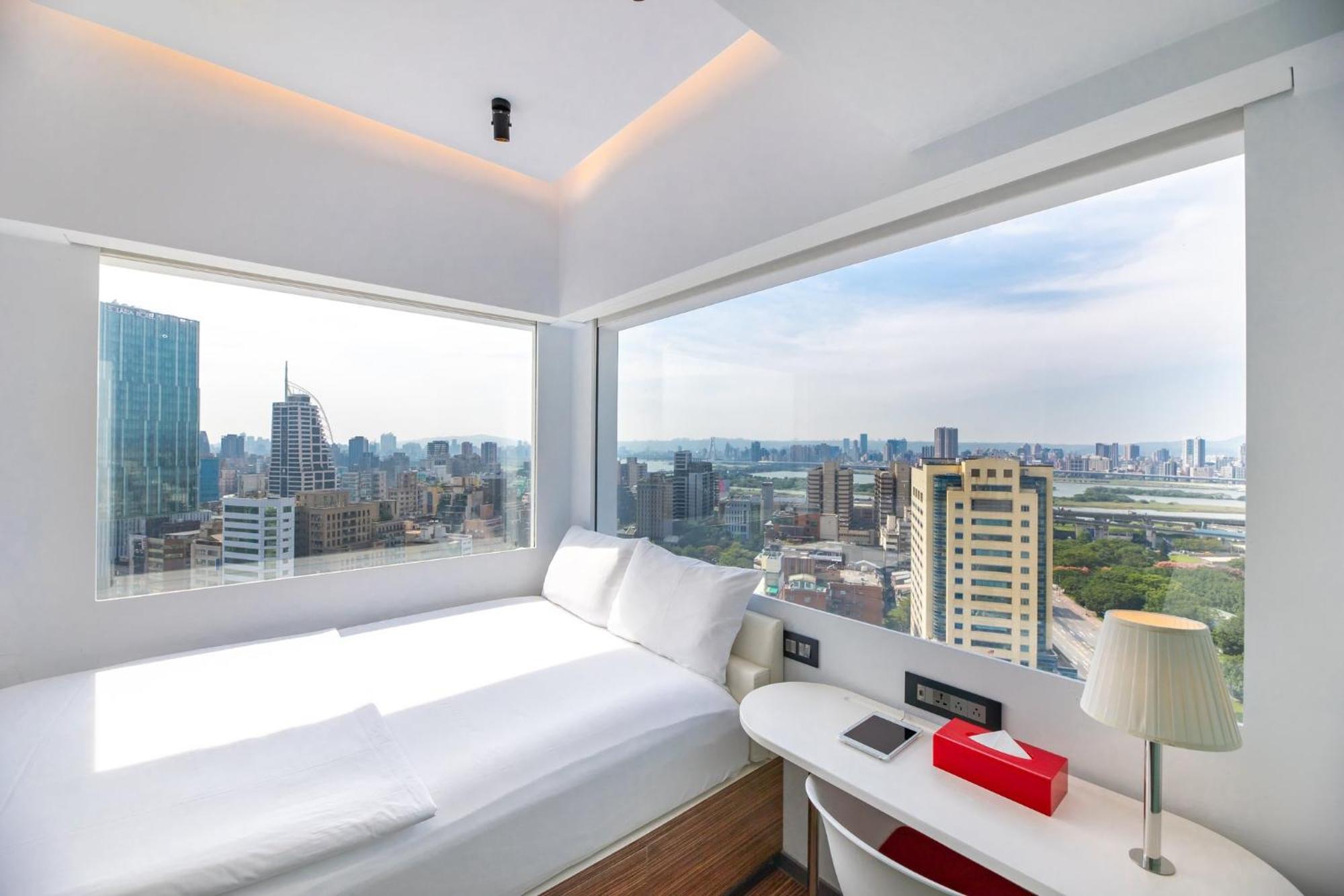 Citizenm Taipei North Gate Hotel Exterior photo